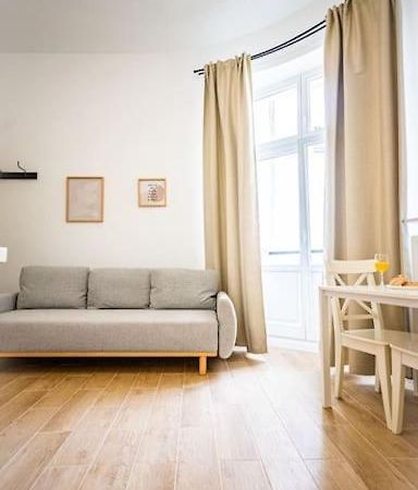 Lovely Apartment In ワルシャワ エクステリア 写真