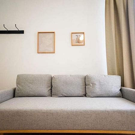 Lovely Apartment In ワルシャワ エクステリア 写真