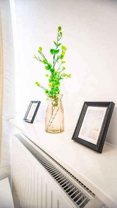 Lovely Apartment In ワルシャワ エクステリア 写真
